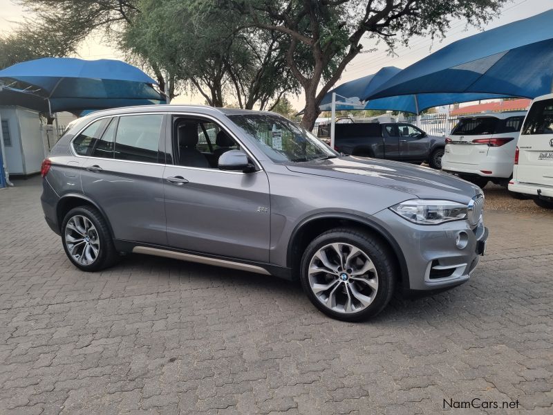 BMW X5 3.0d XDrive F15 in Namibia