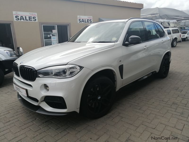 BMW X5 M50D in Namibia