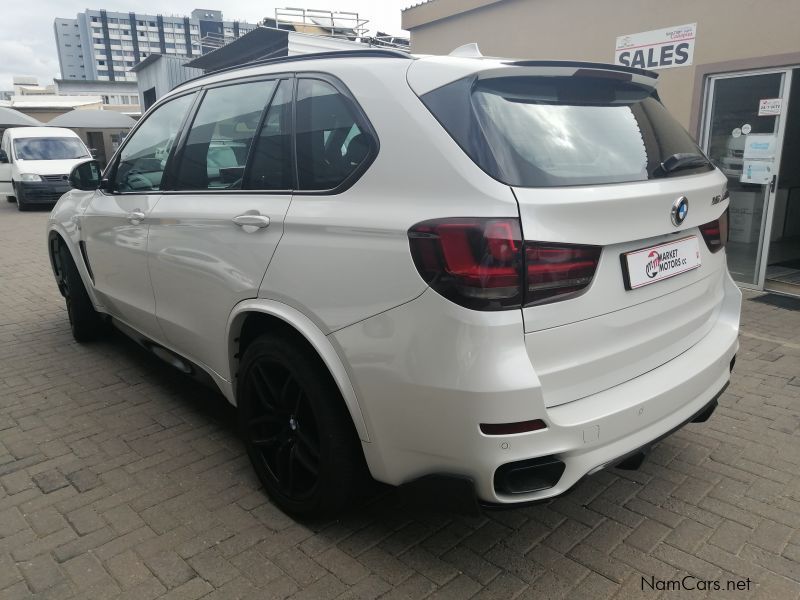 BMW X5 M50D in Namibia