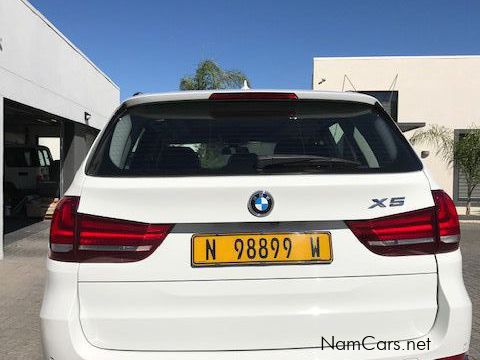 BMW X5 xDrive 30d in Namibia