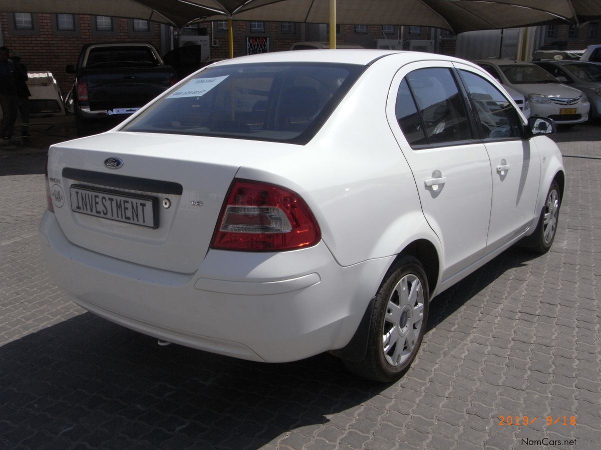 Ford IKON 1.6I LX in Namibia