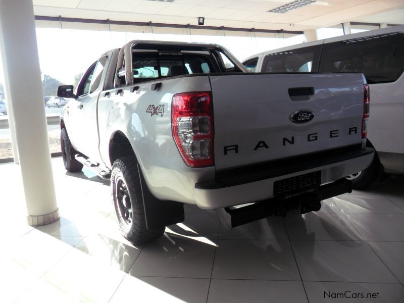 Ford Ranger 3.2 ExtraCab 4x4 Manual in Namibia