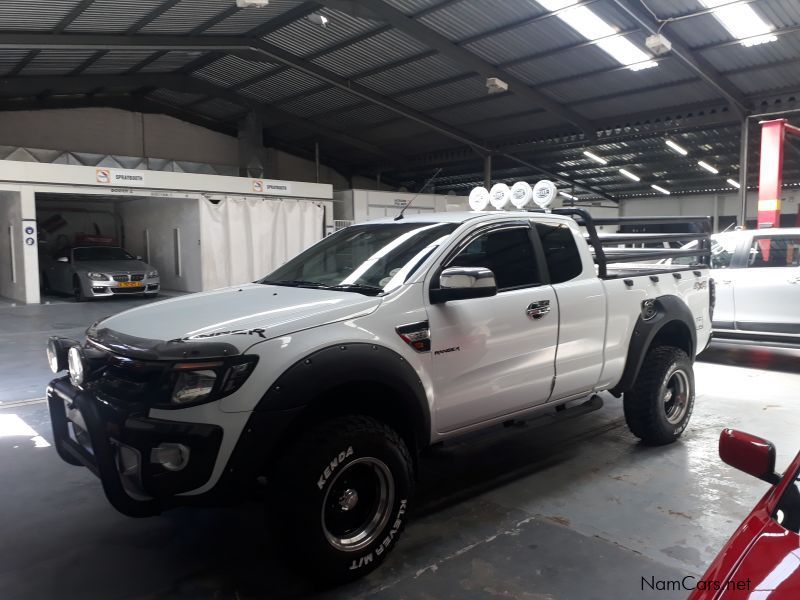 Ford Ranger 3.2L Club Cabe  XLT D/C A/T  4x4 in Namibia