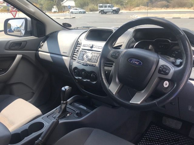 Ford Ranger 3.2TDCi XLS Supercab 4x4 in Namibia