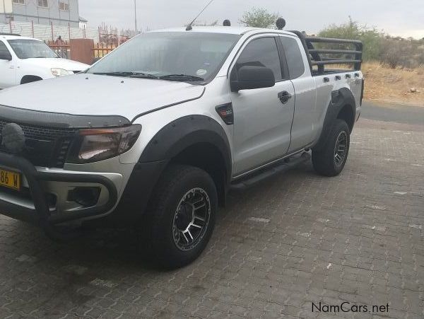 Ford Ranger XLS 4×4 3.2 in Namibia