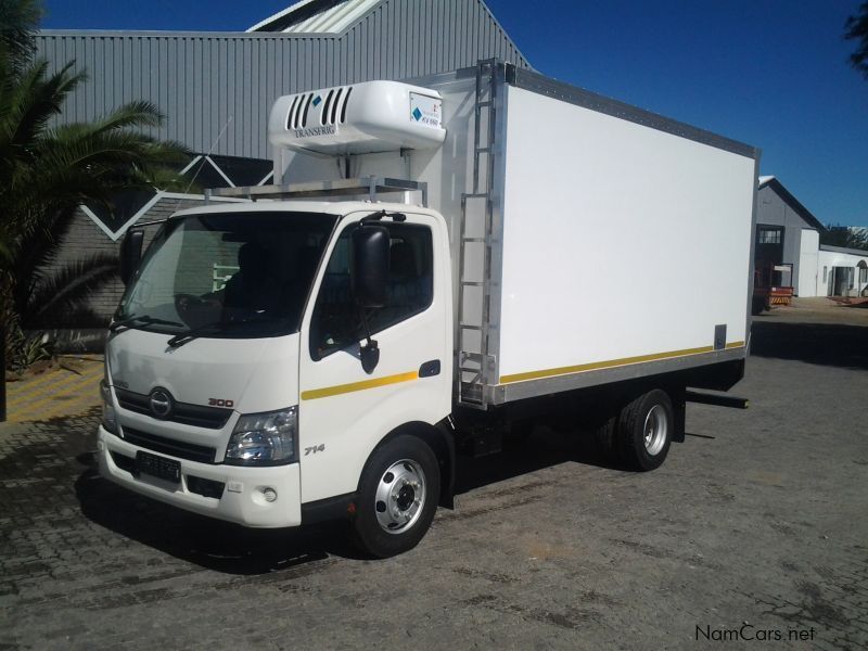 New Hino 300 714SWB Freezer Body | 2014 300 714SWB Freezer ...