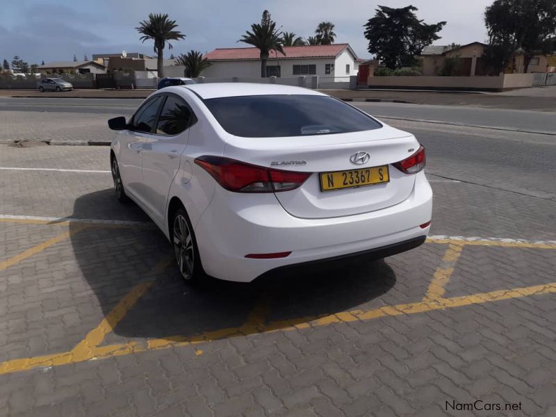 Hyundai Elantra 1.6 GLS in Namibia