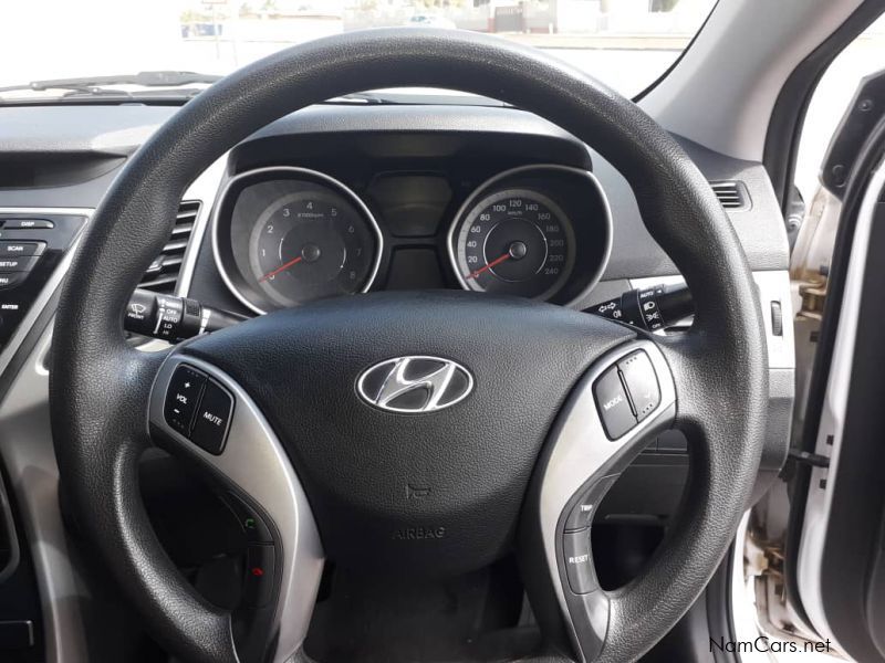 Hyundai Elantra 1.6 GLS in Namibia