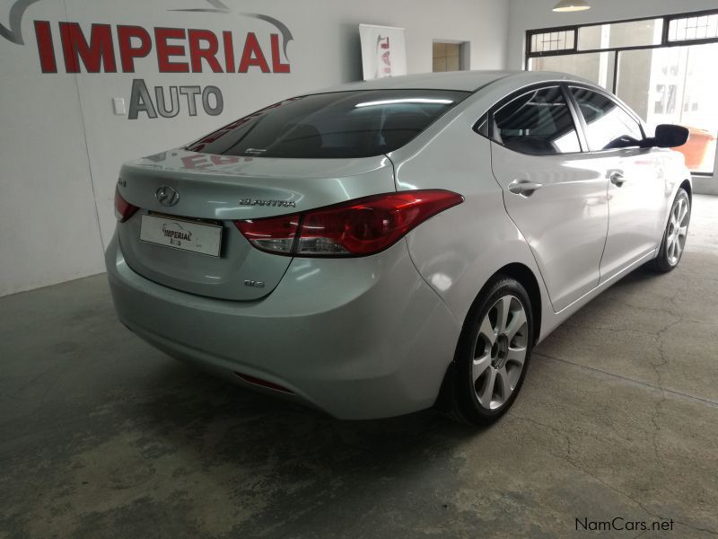 Hyundai Elantra 1.8 Gls/executive in Namibia