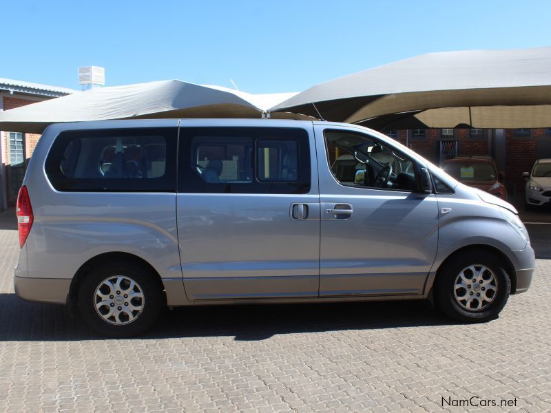 Hyundai H1 2.5CDI A/T in Namibia