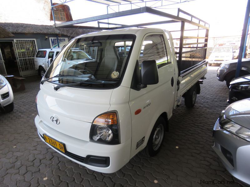 Hyundai H100 BAKKIE 2600 DROPSIDE in Namibia