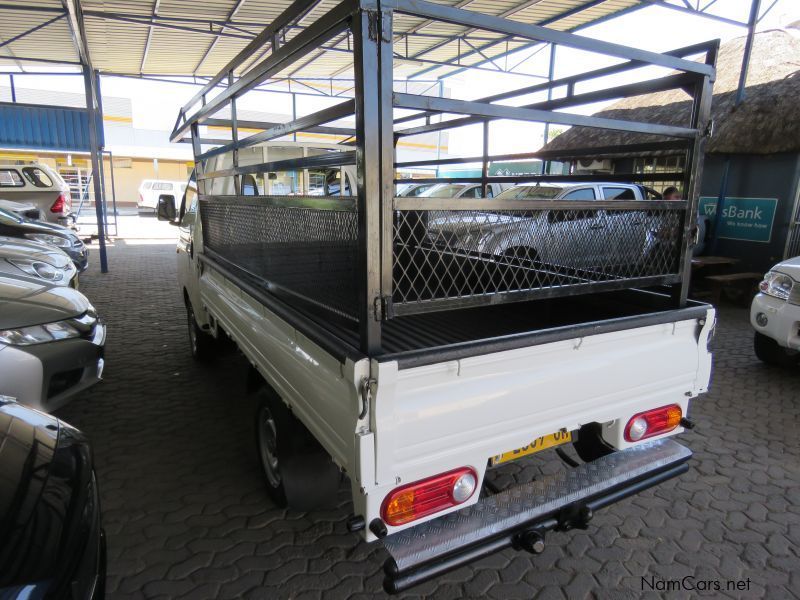 Hyundai H100 BAKKIE 2600 DROPSIDE in Namibia