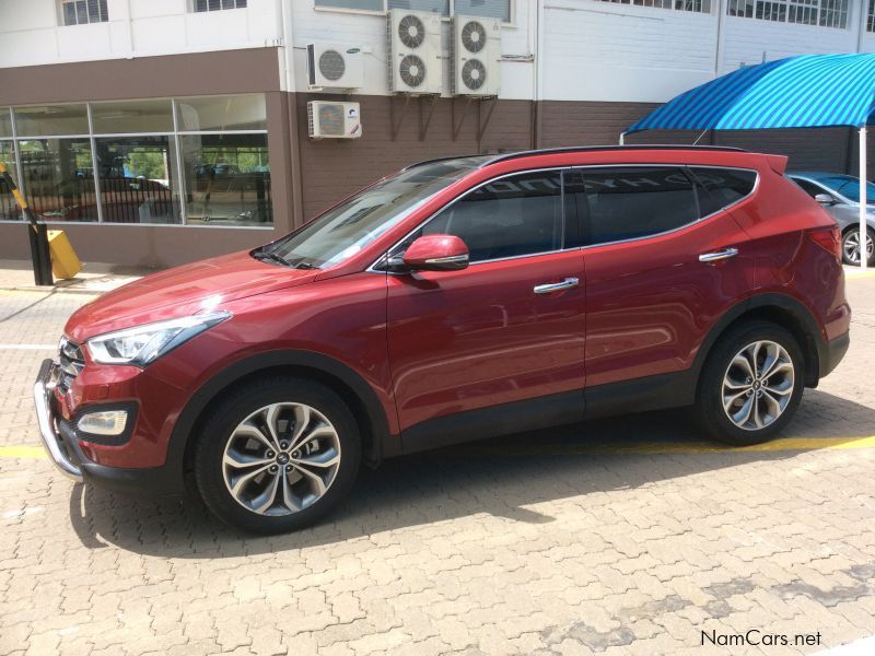 Hyundai Santa Fe 2.2 CRDi Elite AWD 7 Seater in Namibia