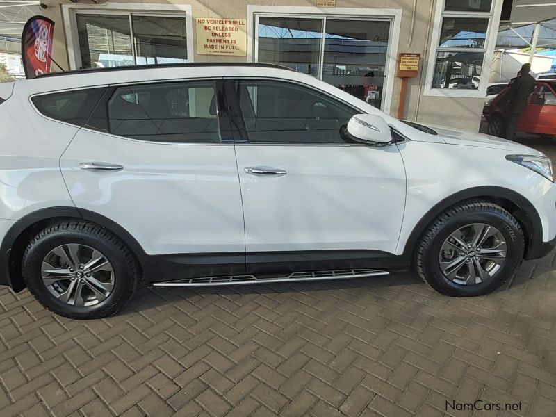 Hyundai Santa Fe in Namibia