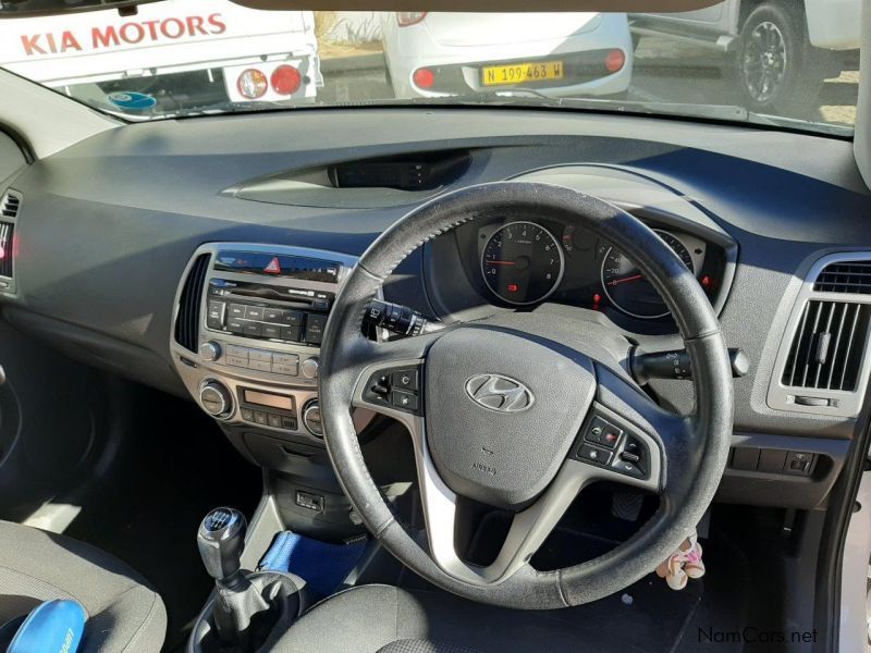 Hyundai i20 1.4 GLIDE in Namibia