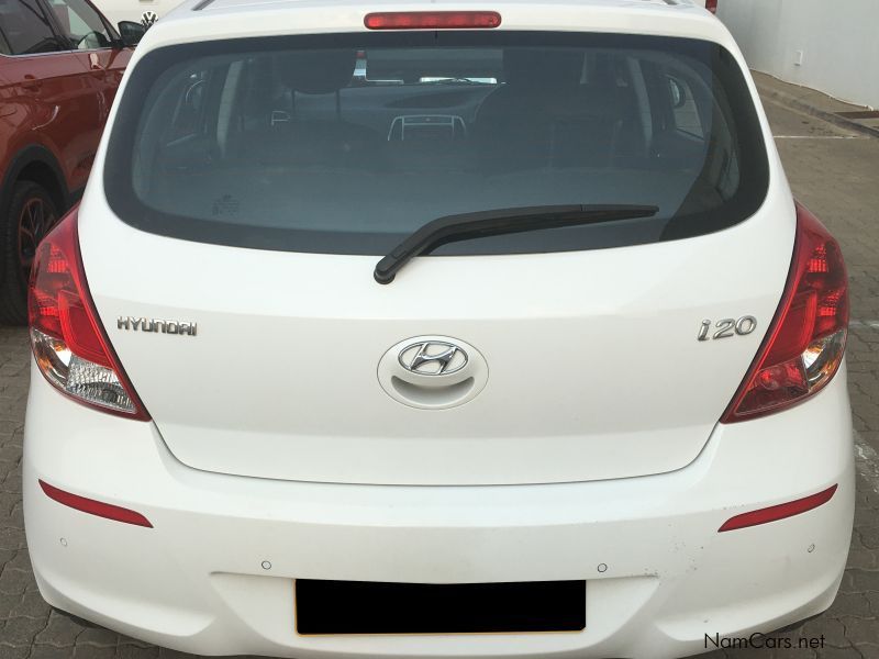 Hyundai i20 1.4 GLIDE in Namibia