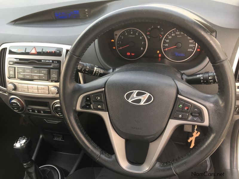 Hyundai i20 1.4 GLIDE in Namibia