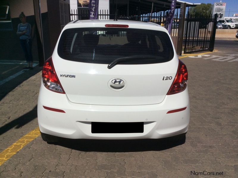 Hyundai i20 1.4 Glide manual in Namibia