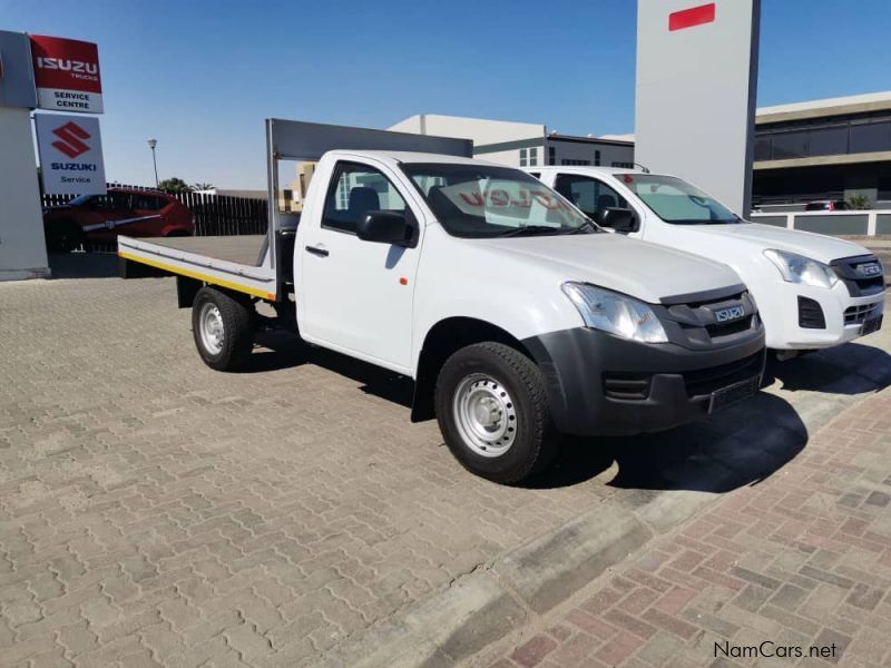 Isuzu KB 240 Fleetside S/C in Namibia