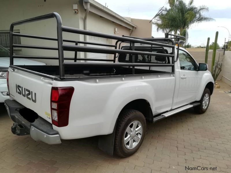 Isuzu KB 240 LE, LWB in Namibia