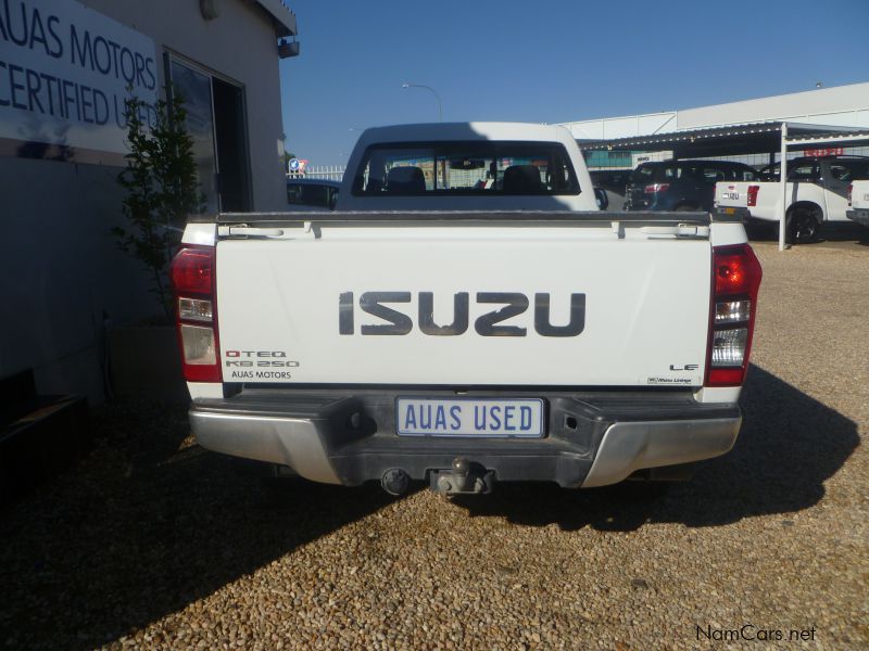 Isuzu KB 250 D-TEQ S/CAB 4x4 LE in Namibia
