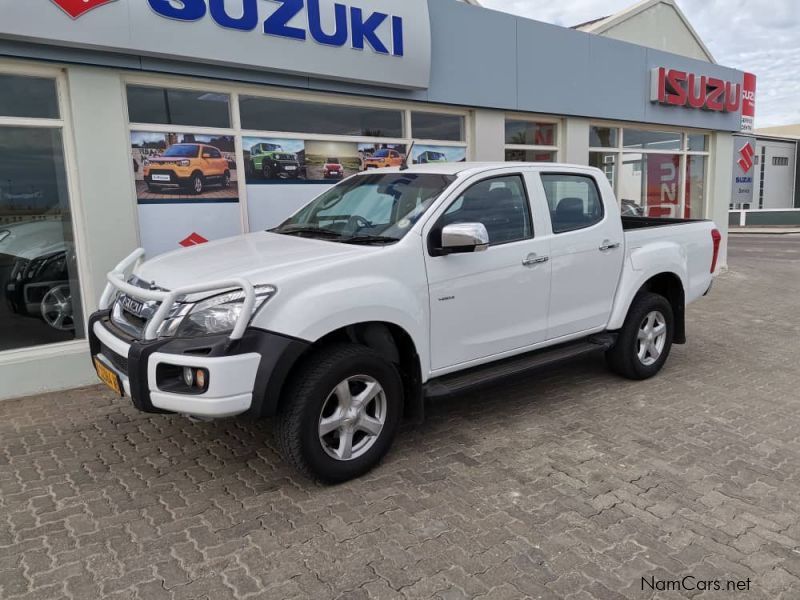 Isuzu KB 300 4x4 LX in Namibia