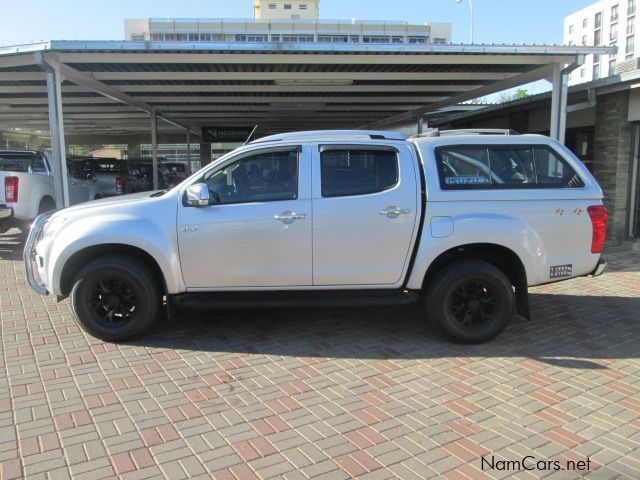 Isuzu KB 300 D-Teq LX D/C in Namibia