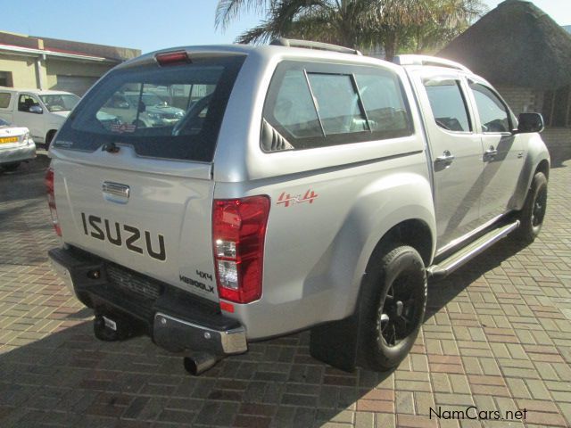 Isuzu KB 300 D-Teq LX D/C in Namibia
