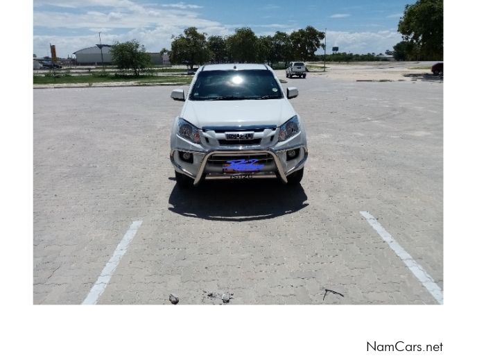 Isuzu KB D/C LE 250 4X4 in Namibia