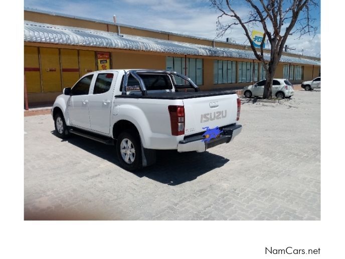 Isuzu KB D/C LE 250 4X4 in Namibia