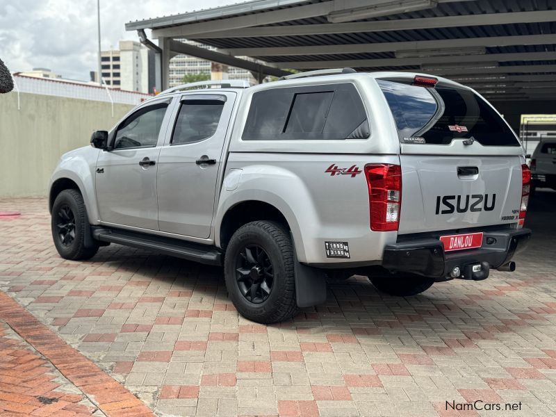 Isuzu KB300 D-TEQ D/C LX in Namibia