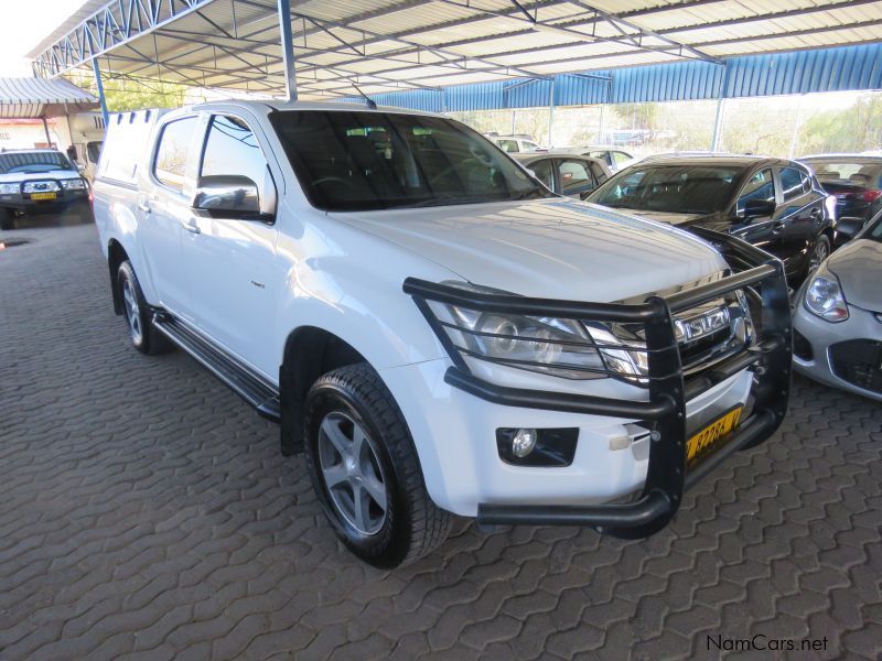 Isuzu KB300 LE D-TEQ 4X4 D/CAB in Namibia