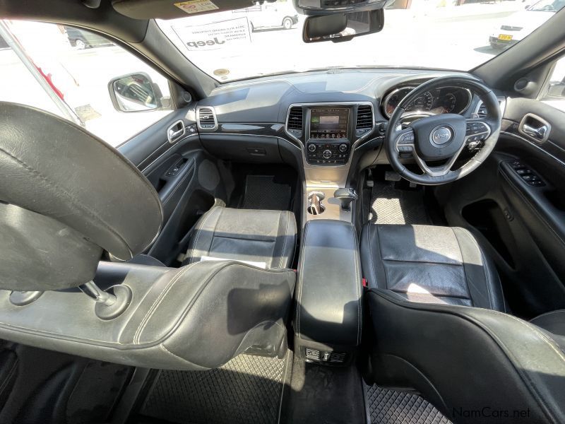 Jeep GRAND CHEROKEE 3.0 V6 O/LANDER in Namibia