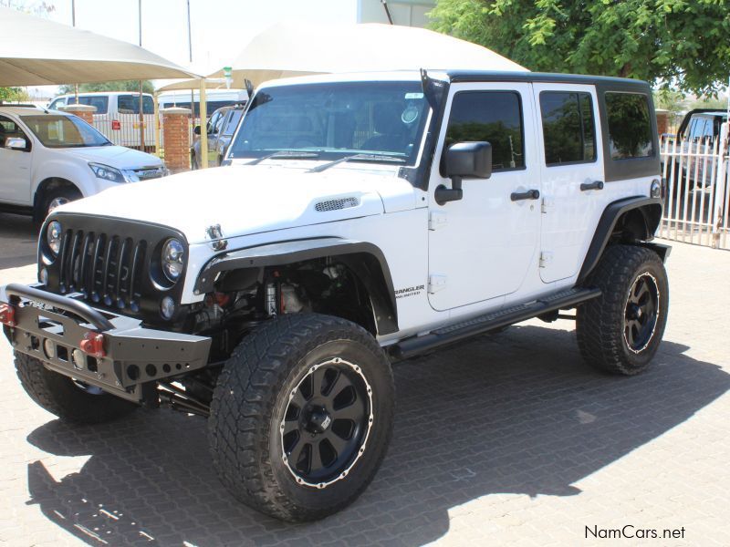 Jeep WRANGLER 6.4 V8 SRT A/T 4X4 in Namibia