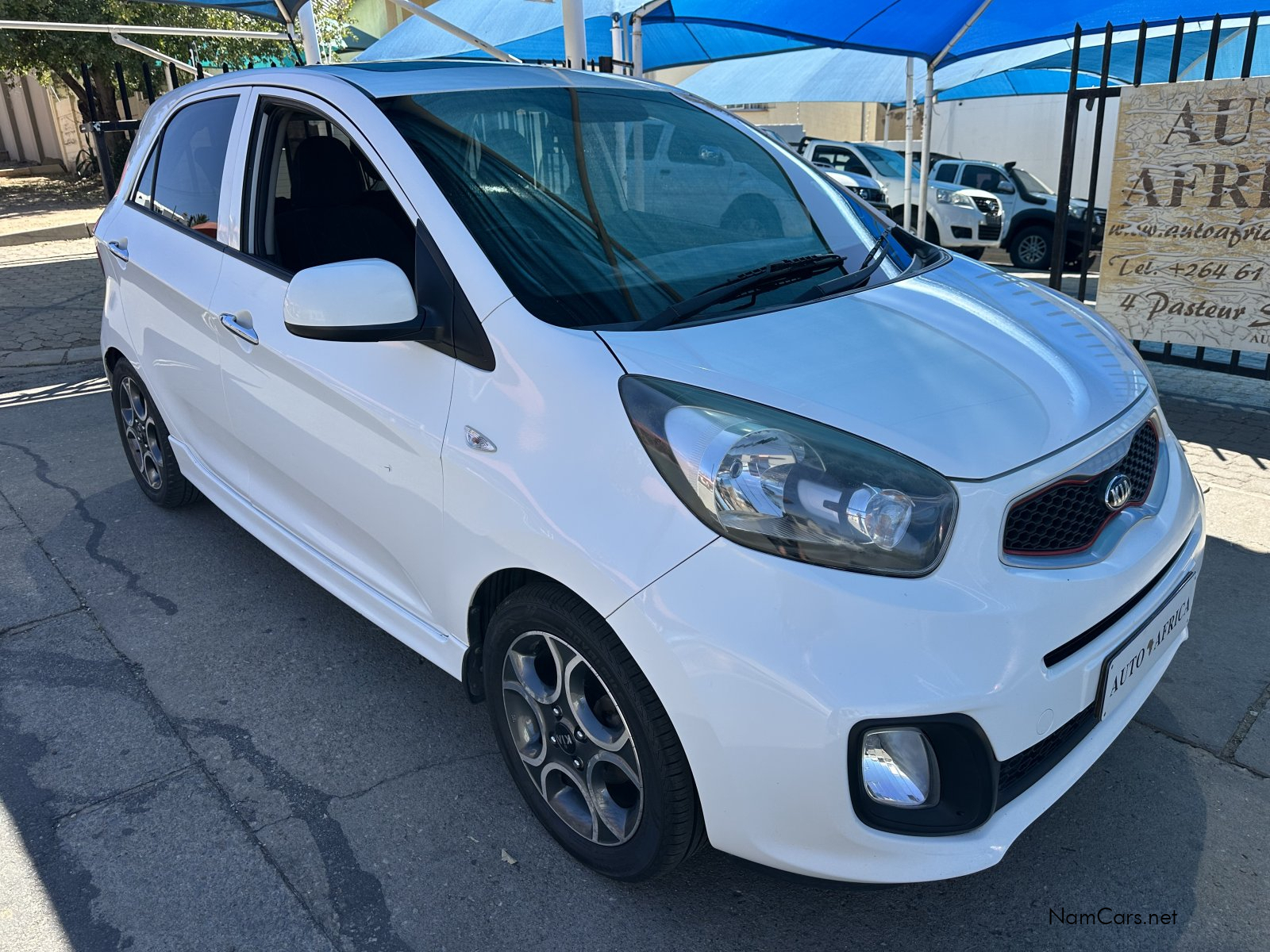 Kia Picanto 1.2L EX in Namibia