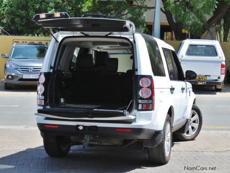 Land Rover Discovery 4 5.0V8 HSE in Namibia