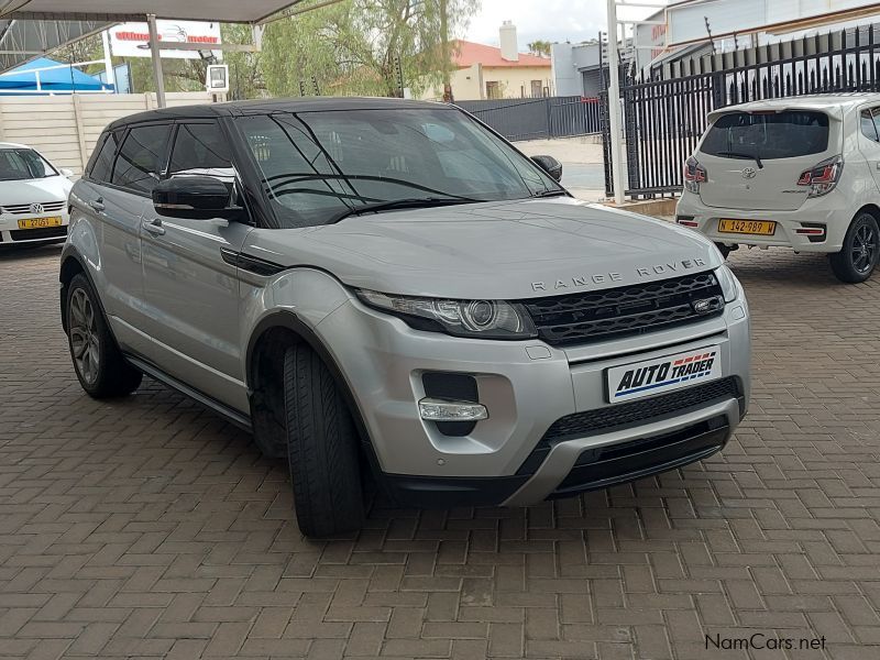 Land Rover Range Rover Evoque SI4 in Namibia