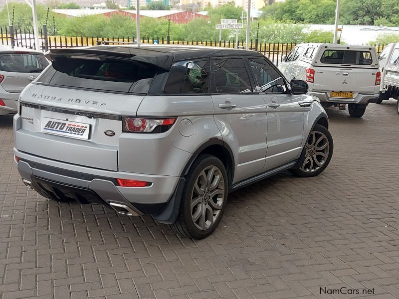 Land Rover Range Rover Evoque SI4 in Namibia