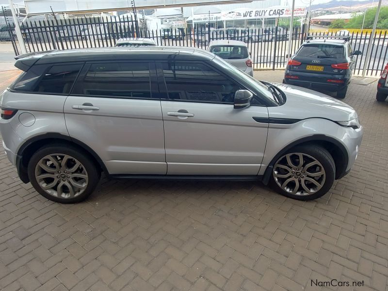 Land Rover Range Rover Evoque SI4 in Namibia