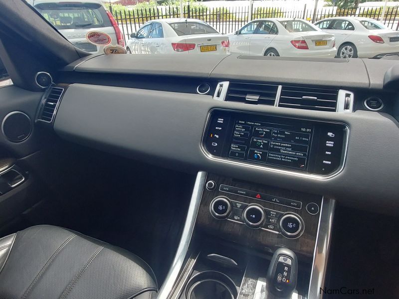 Land Rover Range Rover Sport V6 in Namibia