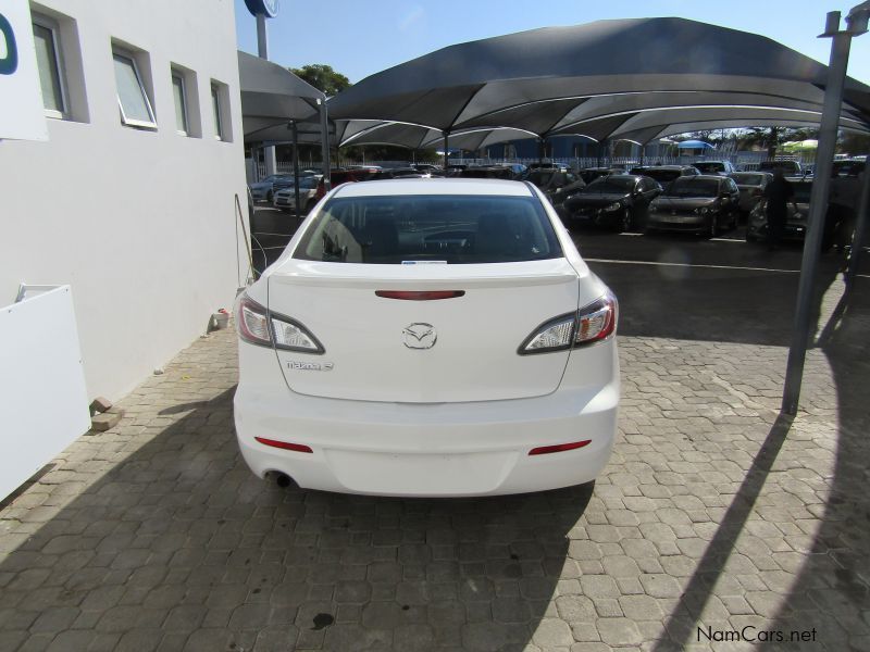Mazda MAZDA 3 1.6 Dynamic in Namibia