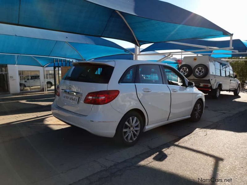 Mercedes-Benz B Class B 200 BE in Namibia