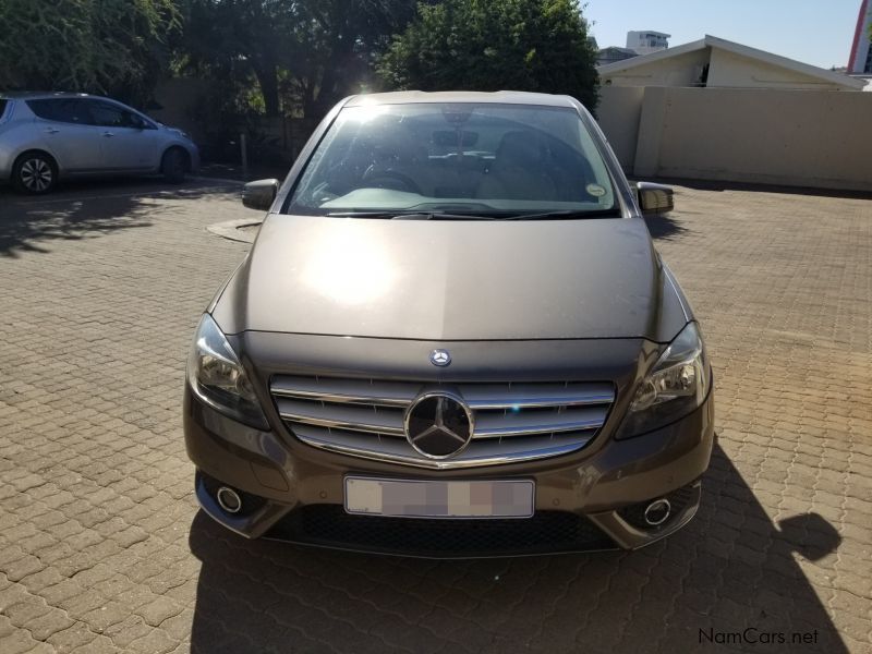 Mercedes-Benz B200 in Namibia