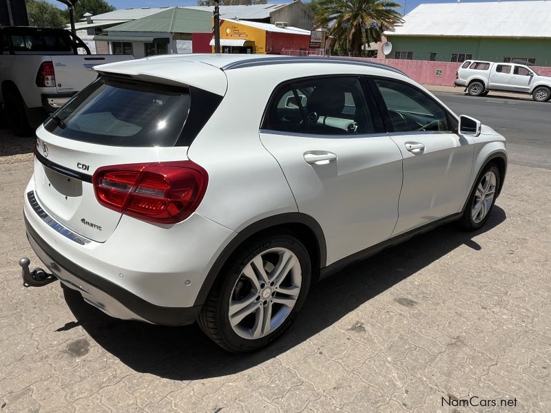 Mercedes-Benz GLA 220D 4MATIC in Namibia