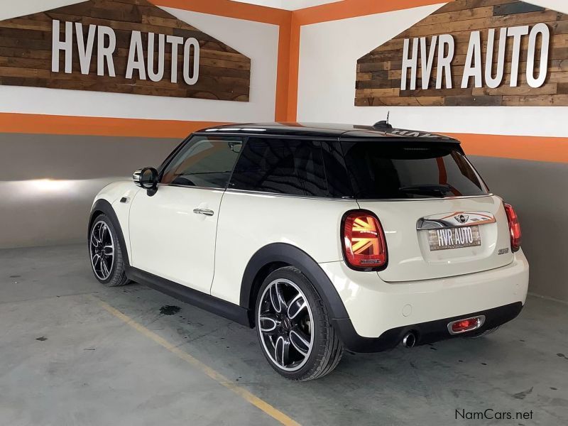 Mini Cooper TwinPower Turbo 1.5l A/T (Import) in Namibia