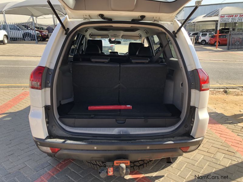 Mitsubishi Pajero 2.5 Sport in Namibia