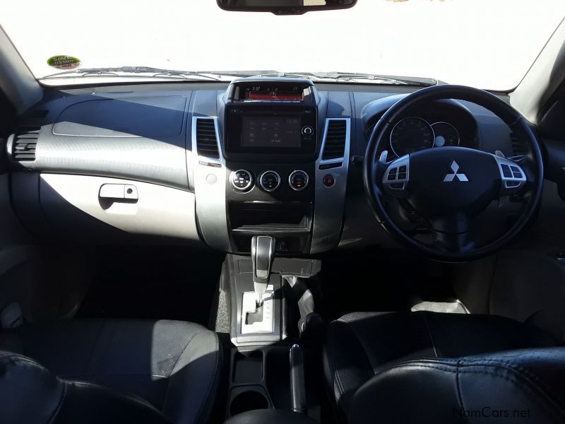 Mitsubishi Pajero Sport 2.5 DiD 4x4 AT in Namibia