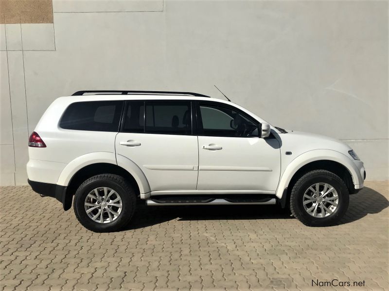 Mitsubishi Pajero Sport 2.5d 4x4 A/T in Namibia