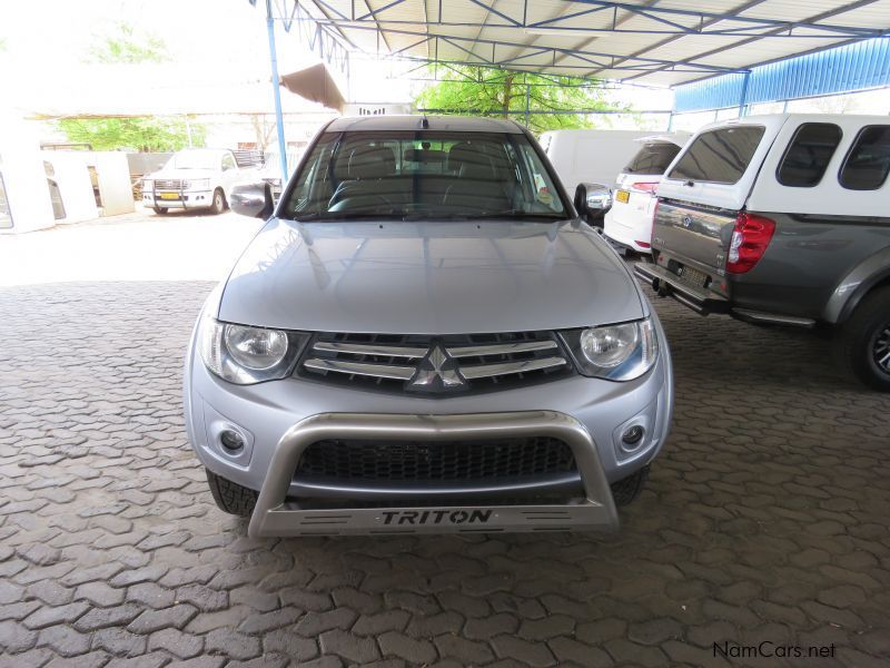 Mitsubishi TRITON 2.5 Di-D D/CAB 4X4 in Namibia