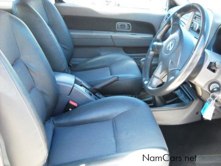 Nissan Hardbody NP 300  2.5L 4x4 D/C in Namibia